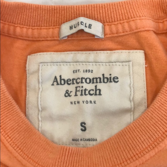 Abercrombie & Fitch Logo T-Shirt - Picture 2 of 3